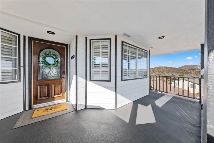 22882 Giant Fir Place, Canyon Lake, California 92587