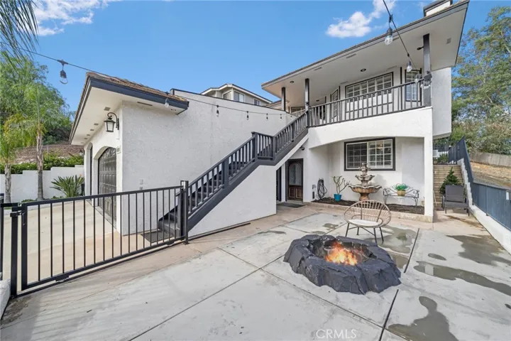 22882 Giant Fir Place, Canyon Lake, California 92587