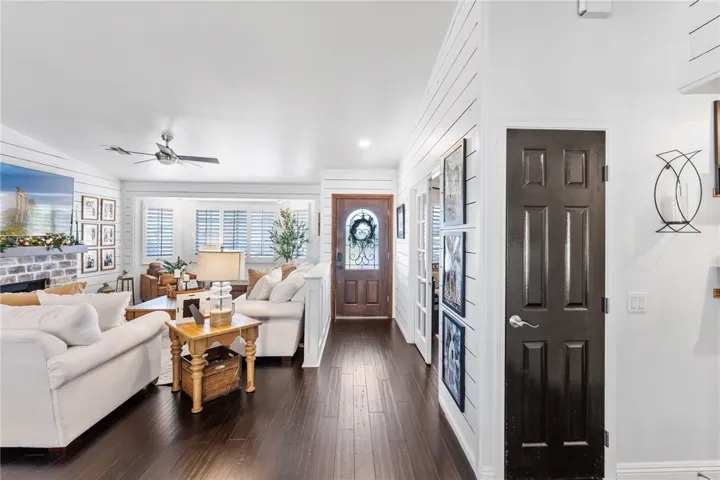 22882 Giant Fir Place, Canyon Lake, California 92587