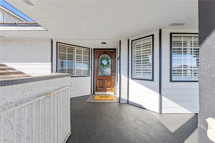 22882 Giant Fir Place, Canyon Lake, California 92587