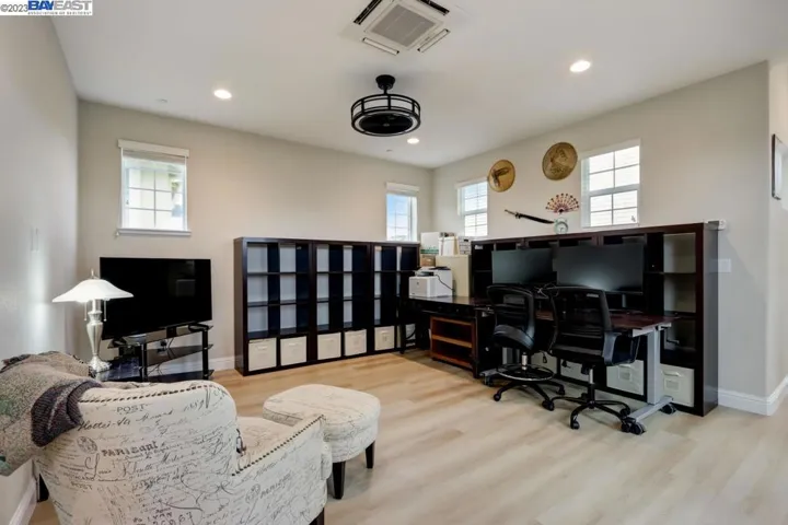 7200 Mount Veeder Rd, Dublin, California 94568
