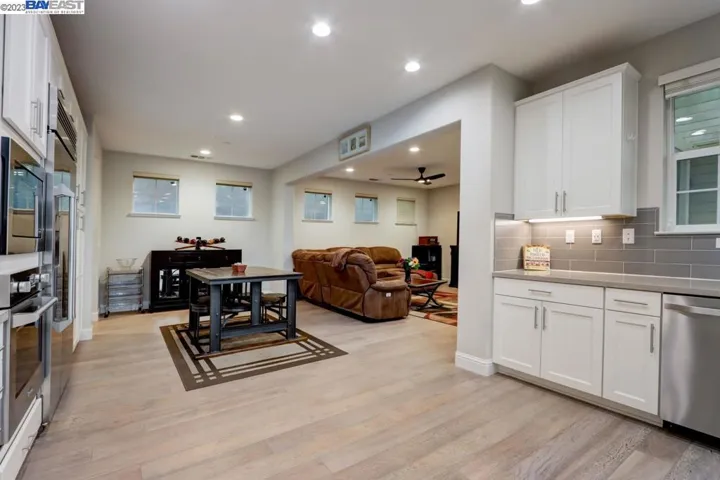 7200 Mount Veeder Rd, Dublin, California 94568