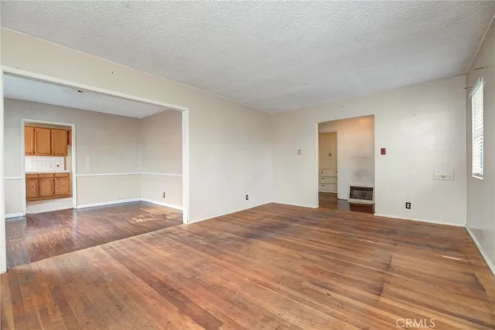 Living room - dining room