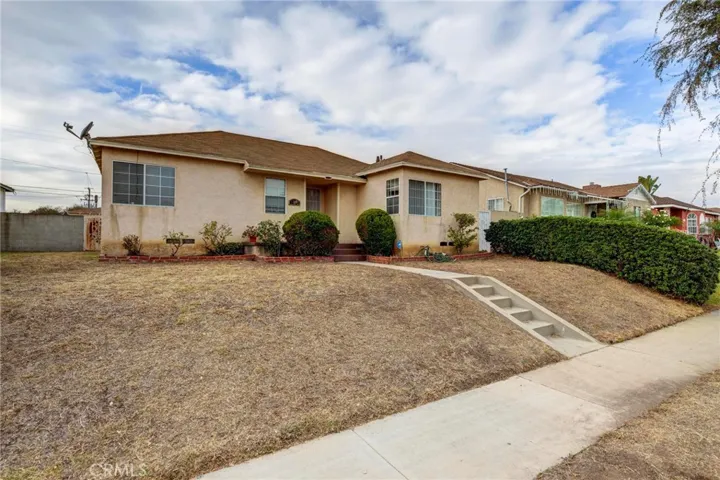 11003 Van Ness Ave, Inglewood, California 90303