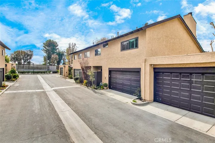 1711 Park Glen Circle C, Santa Ana, California 92706