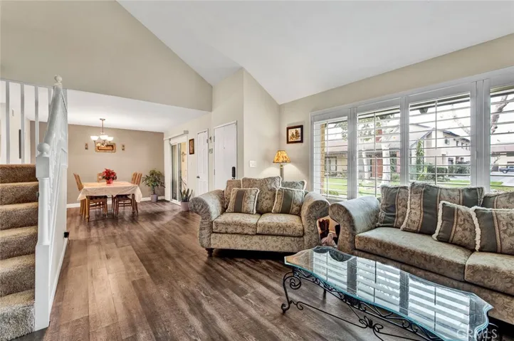 1711 Park Glen Circle C, Santa Ana, California 92706
