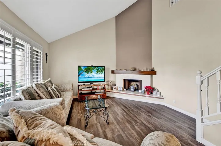 1711 Park Glen Circle C, Santa Ana, California 92706