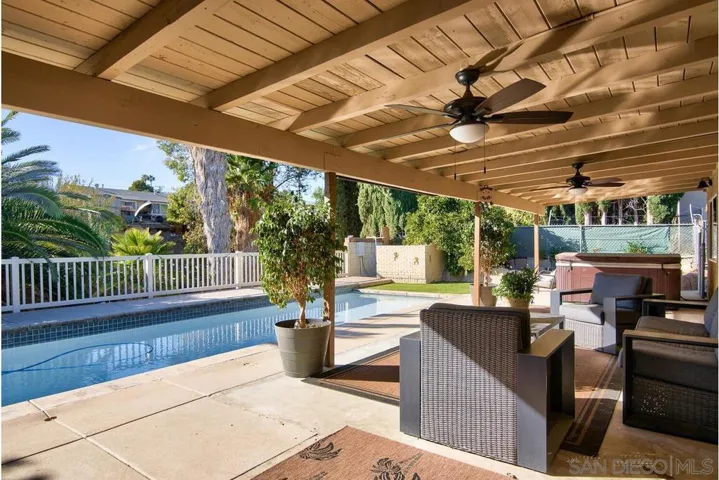 9716 Halberns Blvd, Santee, California 92071