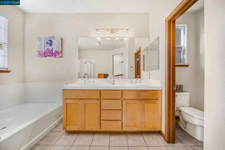 1618 Centennial Dr, Fairfield, California 94533