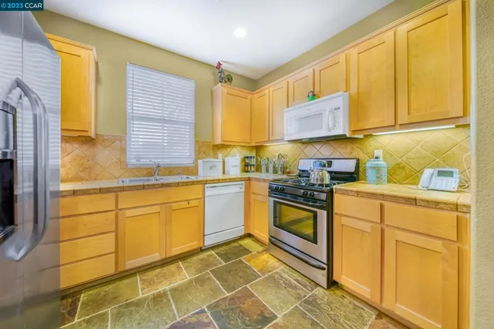 1618 Centennial Dr, Fairfield, California 94533