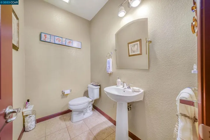 1618 Centennial Dr, Fairfield, California 94533