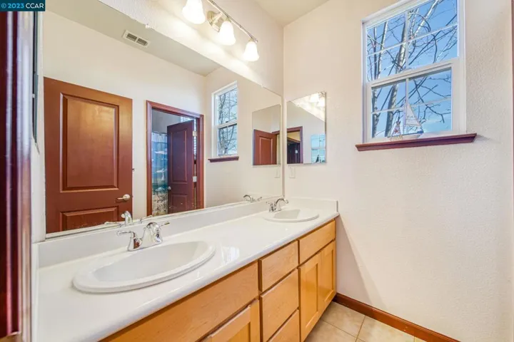 1618 Centennial Dr, Fairfield, California 94533