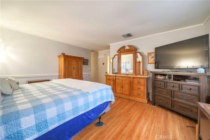 22571 Napa Street, West Hills, California 91304