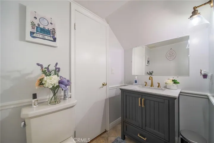 22571 Napa Street, West Hills, California 91304