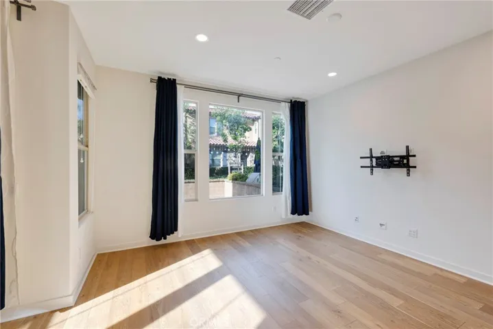 18 Prominence, Lake Forest, California 92630