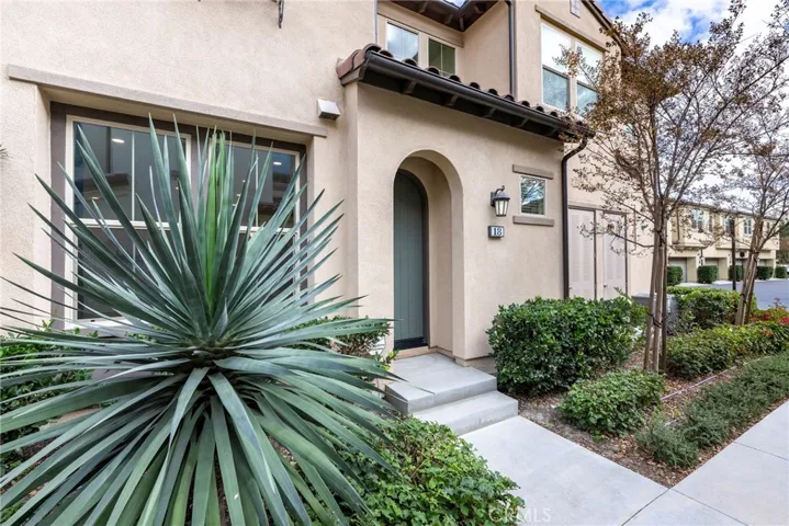 18 Prominence, Lake Forest, California 92630