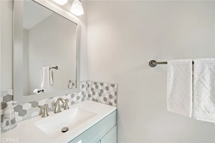 595 Beverly Place, San Marcos, California 92078