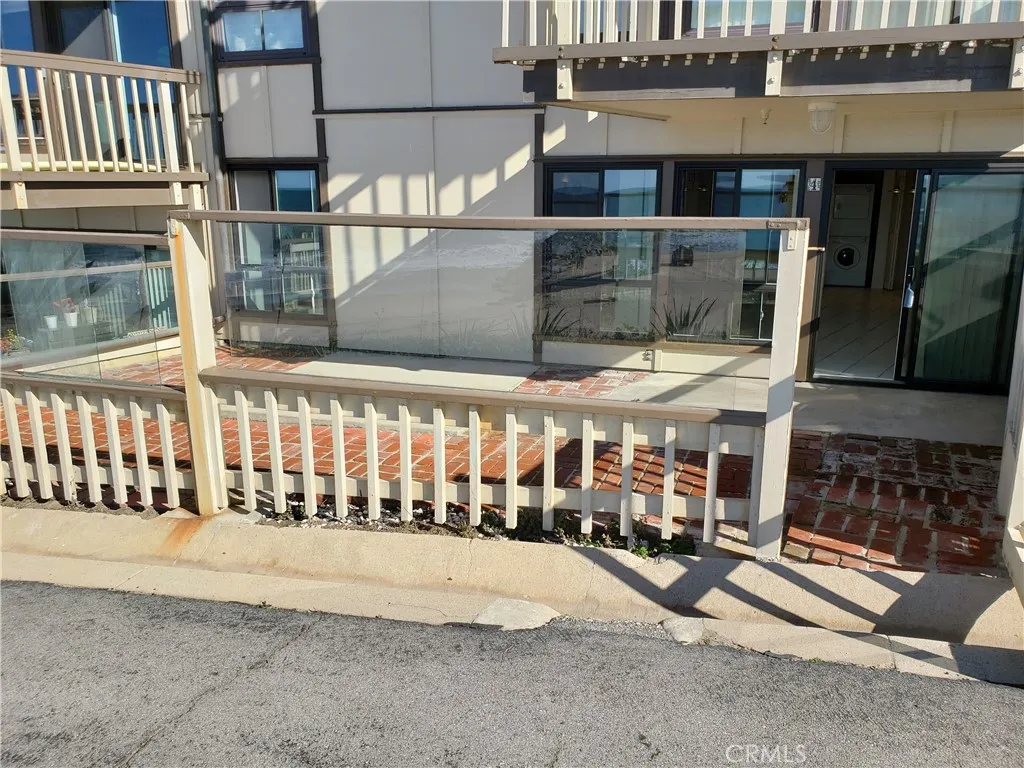625 Esplanade Unit 4, Redondo Beach, California 90277 home-pic-29