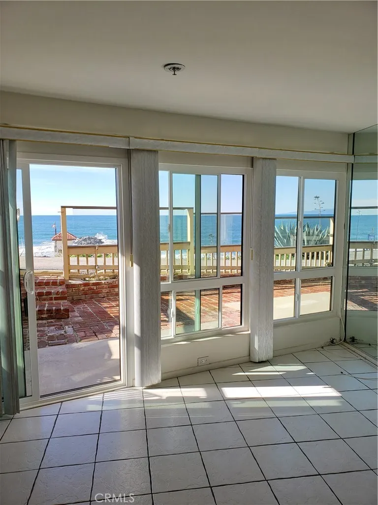 625 Esplanade 4, Redondo Beach, California 90277 home-pic-5