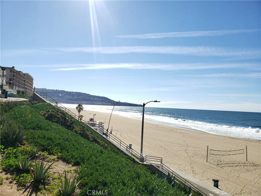 625 Esplanade Unit 4, Redondo Beach, California 90277 home-pic-0