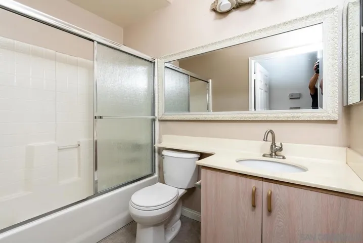 12080 Tivoli Park Row 4, San Diego, California 92128