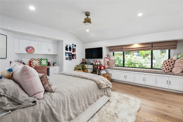 24328 Bridle Trail Road, Hidden Hills, California 91302