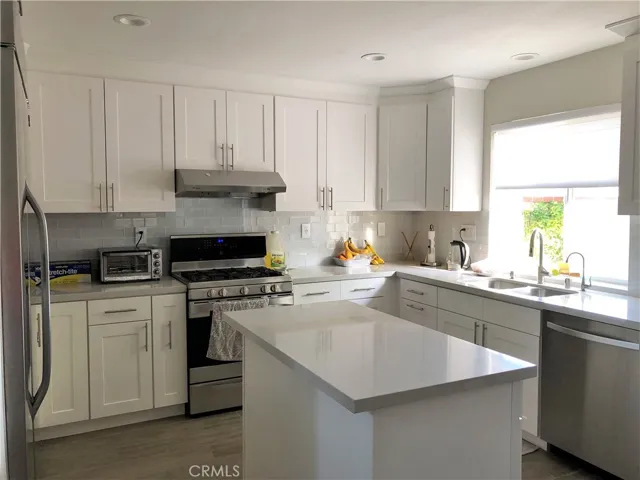 2436 San Simon Street, Tustin, California 92782