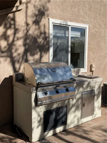 High-end grill