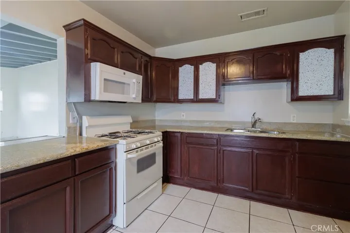 1633 N Lugo Avenue, San Bernardino, California 92404