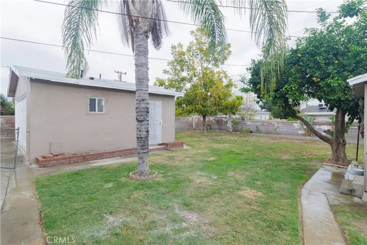 1633 N Lugo Avenue, San Bernardino, California 92404