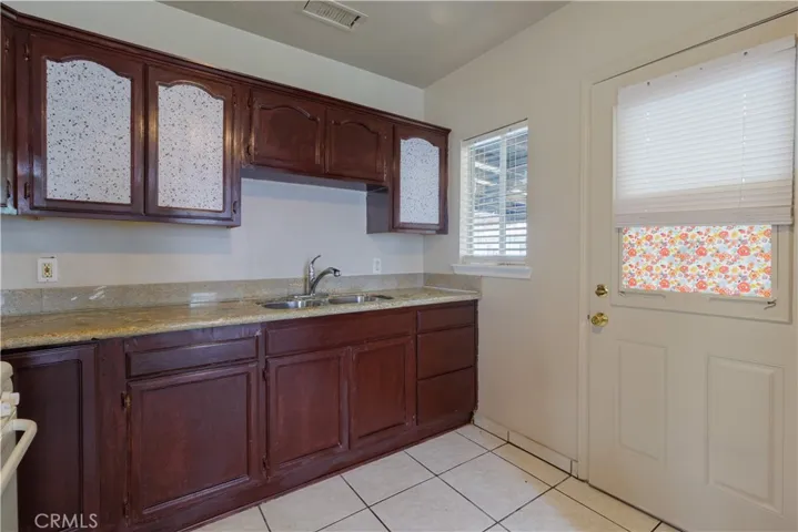 1633 N Lugo Avenue, San Bernardino, California 92404