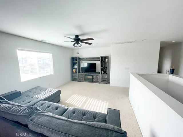 Upstairs Loft/Media