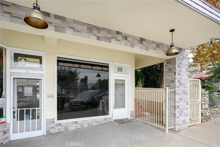 55 N Baldwin Avenue, Sierra Madre, California 91024