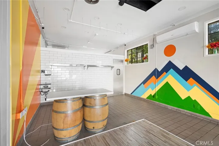 55 N Baldwin Avenue, Sierra Madre, California 91024