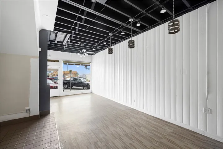55 N Baldwin Avenue, Sierra Madre, California 91024