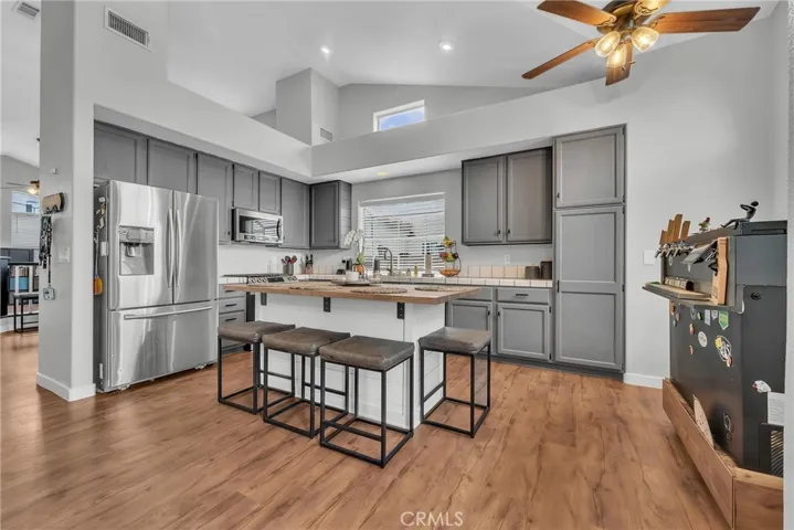 1837 Dawnridge Court, Palmdale, California 93551