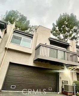 GARAGE AND BALCONY LOOK