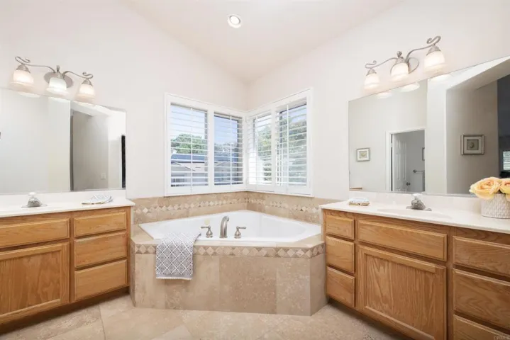 24745 Pappas Road, Ramona, California 92065