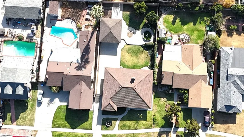 614 Lancer Lane, Corona, California 92879