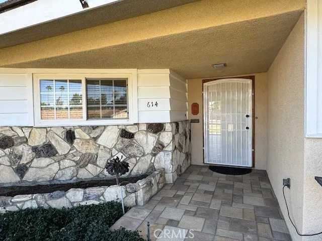 614 Lancer Lane, Corona, California 92879