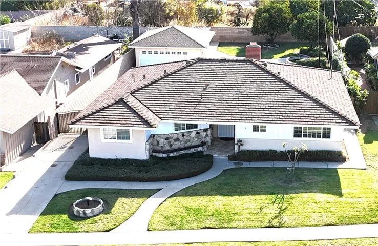 614 Lancer Lane, Corona, California 92879