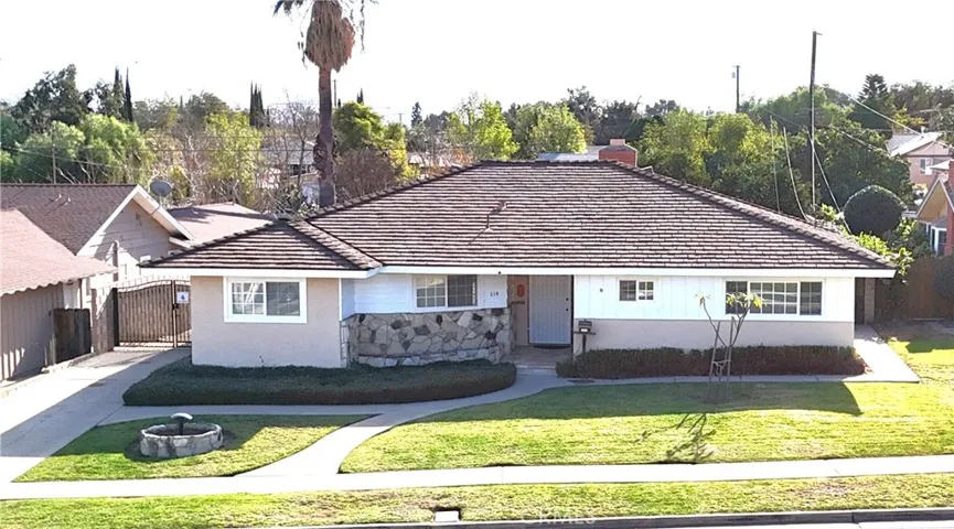 614 Lancer Lane, Corona, California 92879