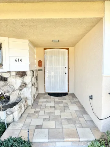 614 Lancer Lane, Corona, California 92879