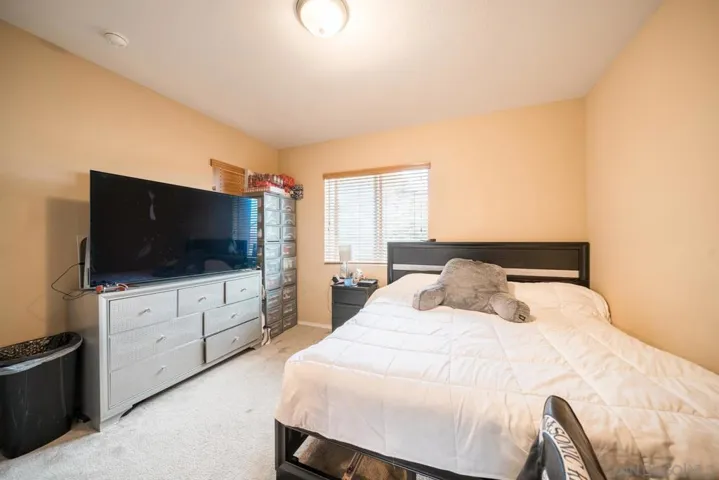4096 Union Square Ln, San Diego, California 92105