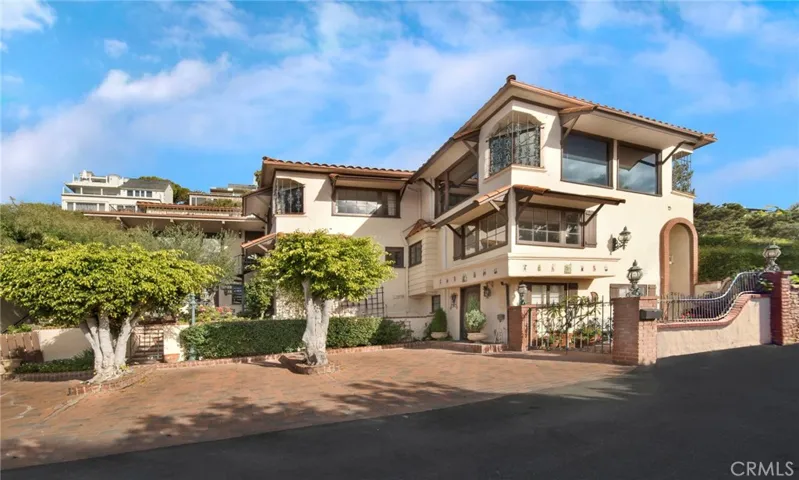 2616 Queda Way