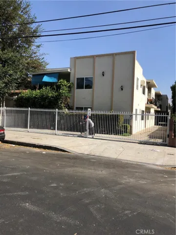 Gated Building