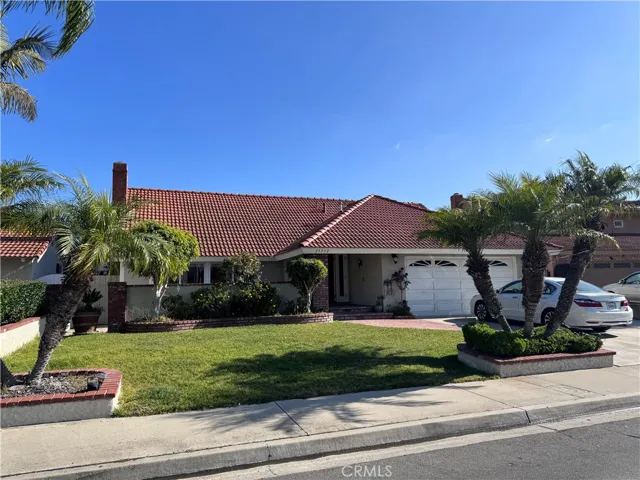 25552 Via Solis, San Juan Capistrano, California 92675