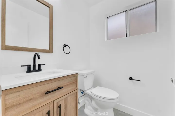 20159 Cohasset Street 3, Winnetka, California 91306