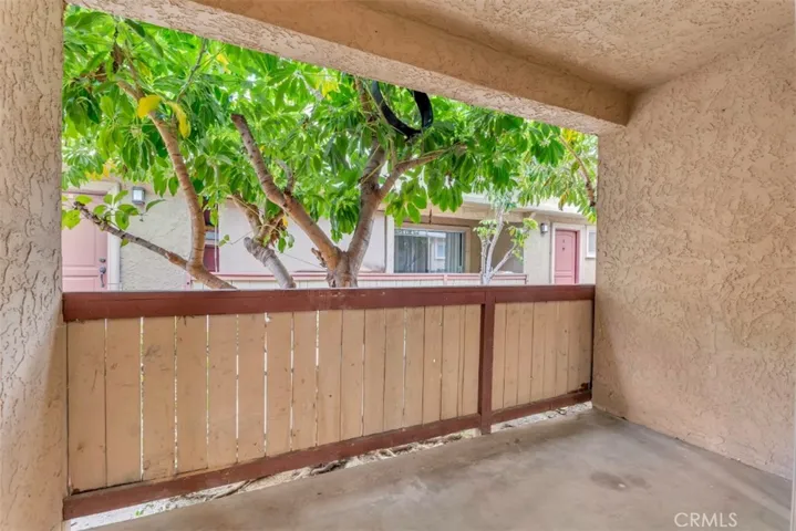 20159 Cohasset Street 3, Winnetka, California 91306