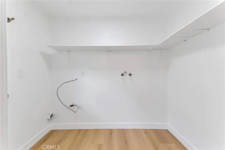 20159 Cohasset Street 3, Winnetka, California 91306